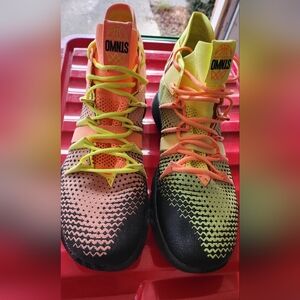 Mens New Balance basketball high tops